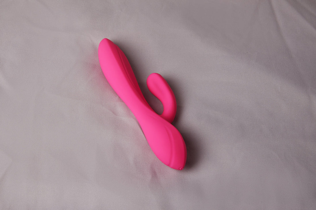 Những Điều Bạn Cần Biết Trước Khi Sở Hữu Món Sex Toy Đầu Tiên